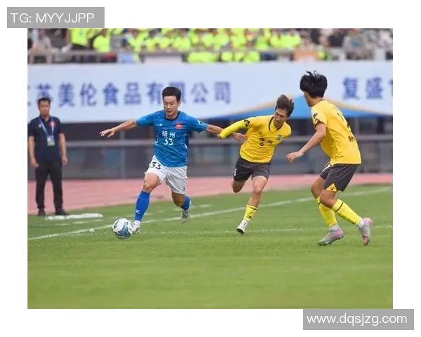 室内足球球星幕后趣事揭秘赛场内外的欢笑与精彩瞬间