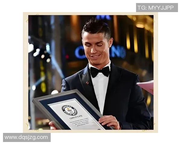 聚焦世界顶级球星与经典足球赛事背后的荣耀与传奇故事