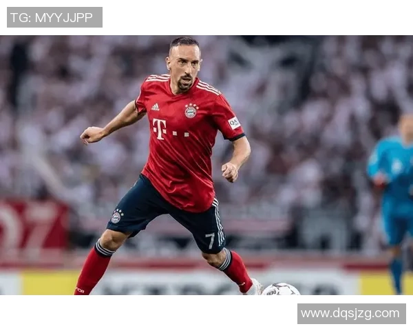 足球球星训练精华集锦全方位展示顶级技艺与激情瞬间